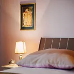 Charming 2-bed Apartman Ljubač